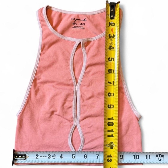 Women’s Urban Outfitters Pink sleeveless Crop Top M/L - Picture 5 of 6